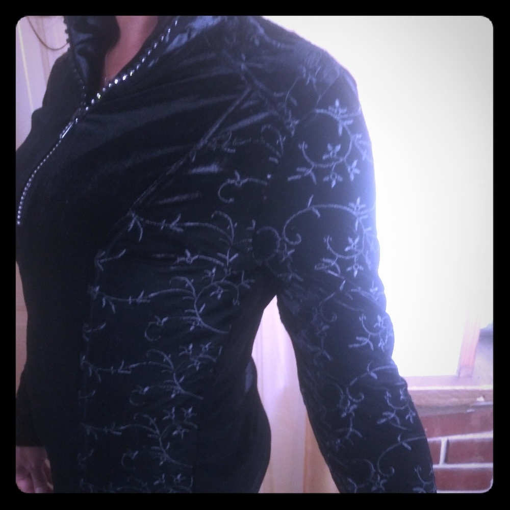 Velvet long-sleeve pullover